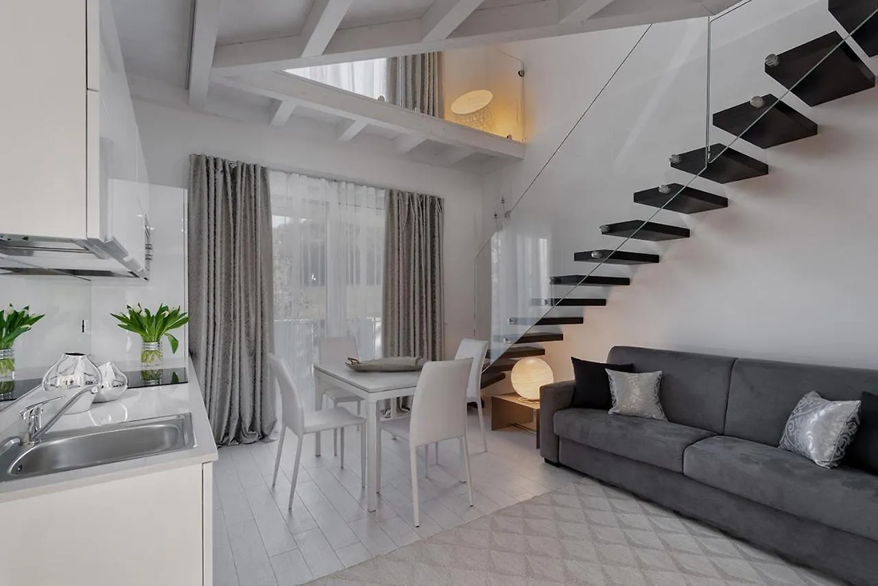 Villa Bianca Luxury Apartments Desenzano del Garda