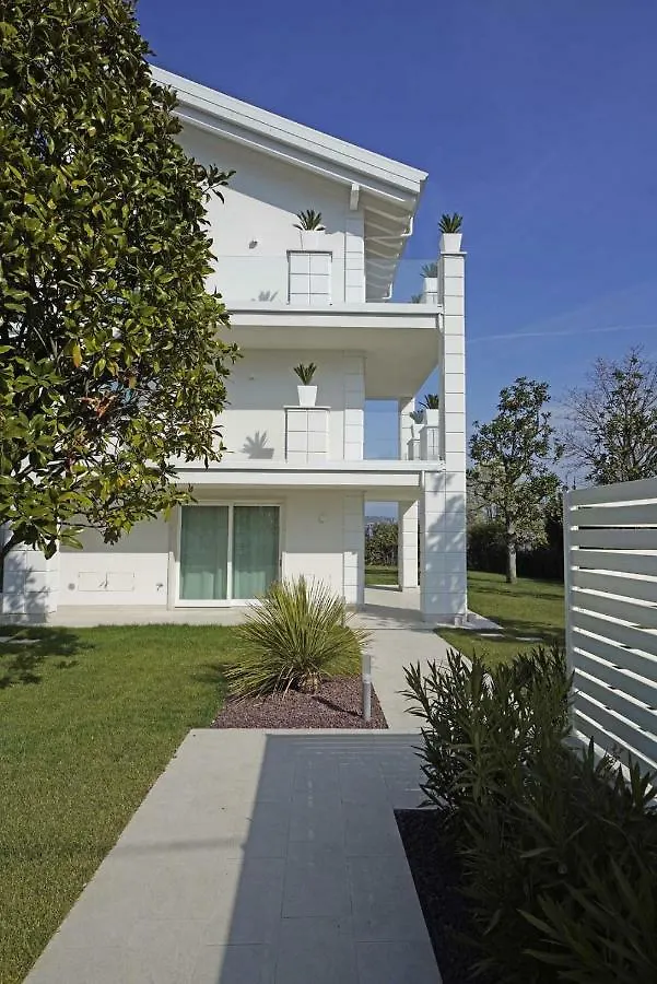 Villa Bianca Luxury Apartments Desenzano del Garda
