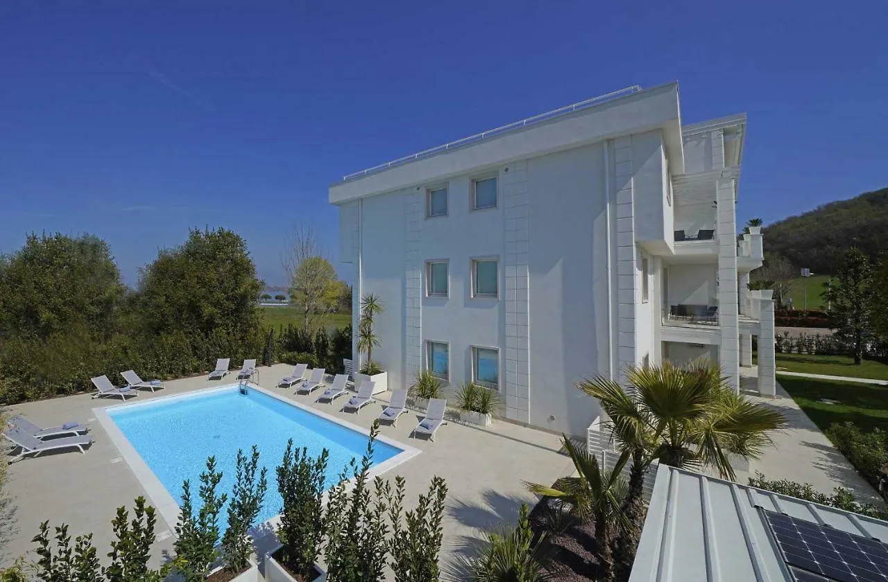 Villa Bianca Luxury Apartments Desenzano del Garda