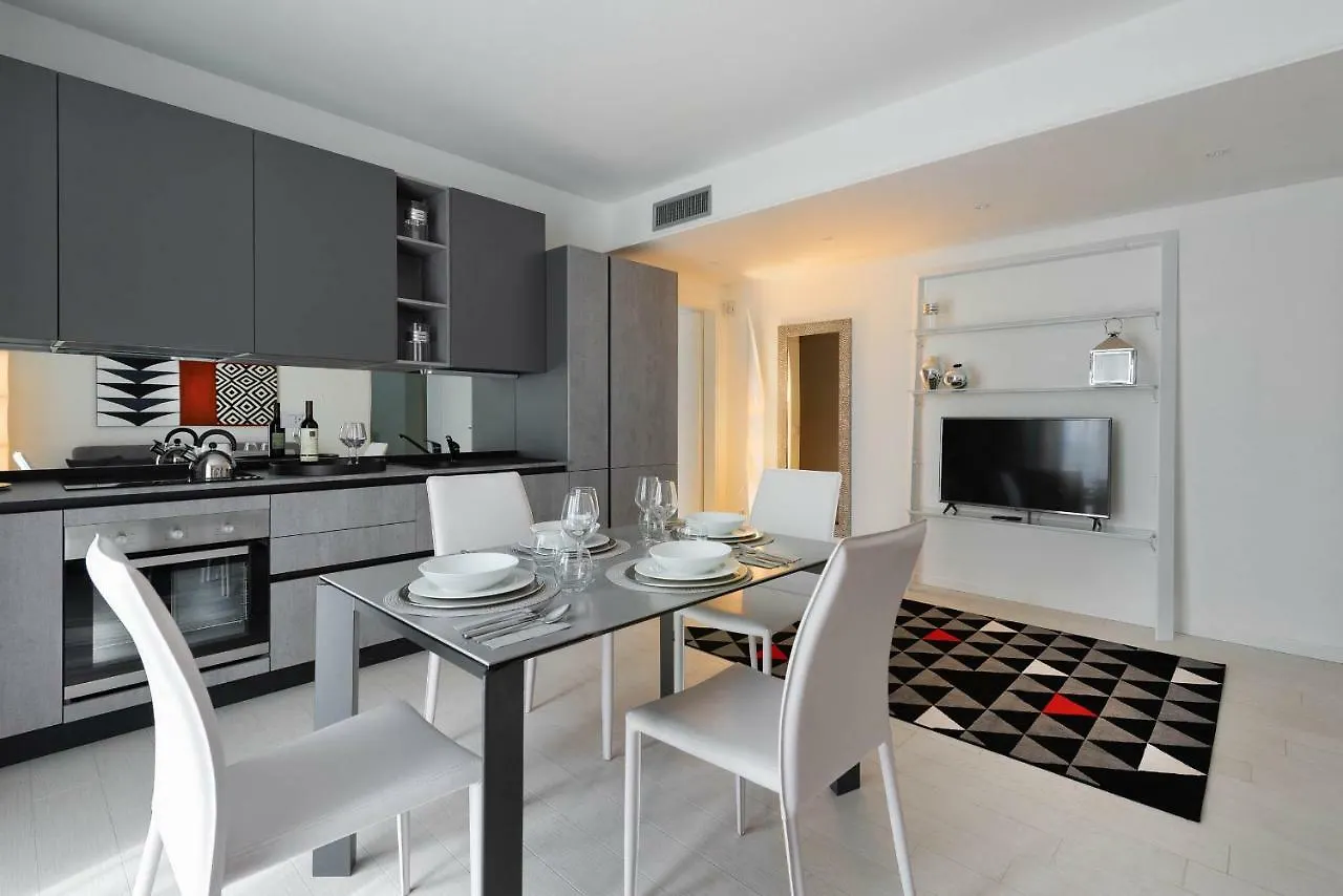 Villa Bianca Luxury Apartments Desenzano del Garda