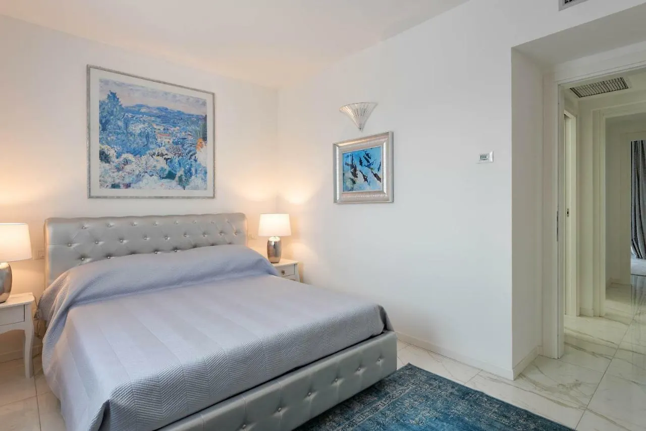 Villa Bianca Luxury Apartments Desenzano del Garda