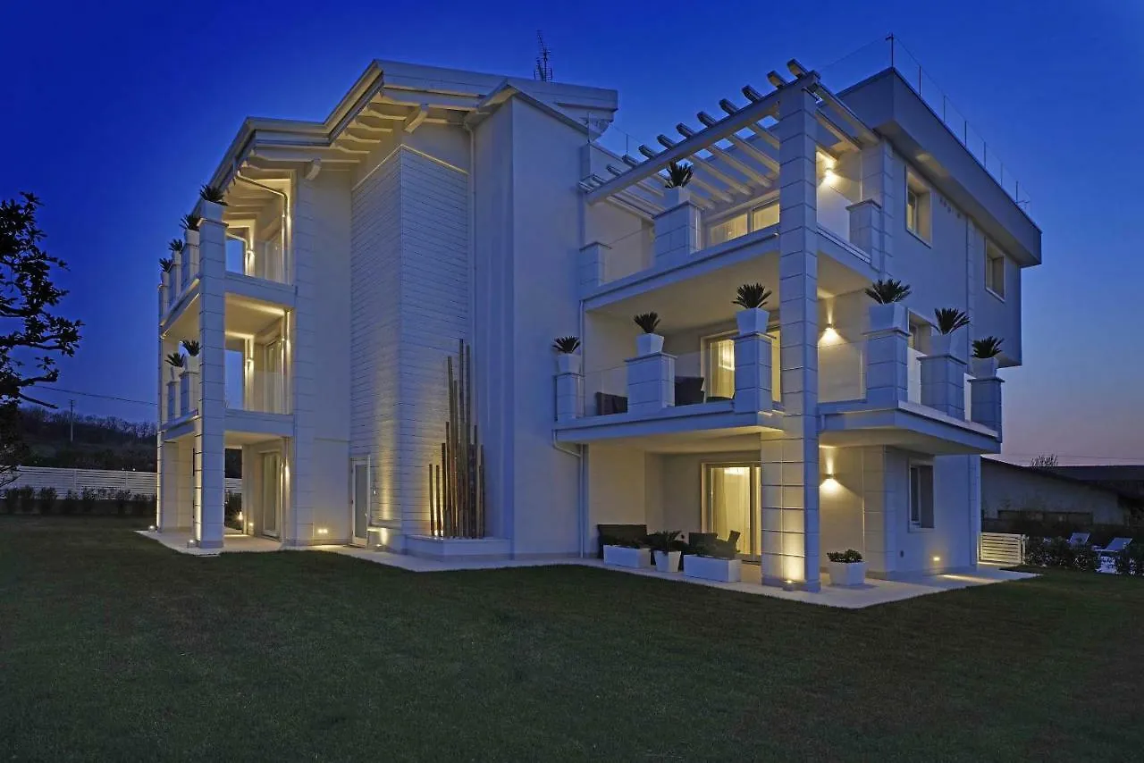 Villa Bianca Luxury Apartments Desenzano del Garda