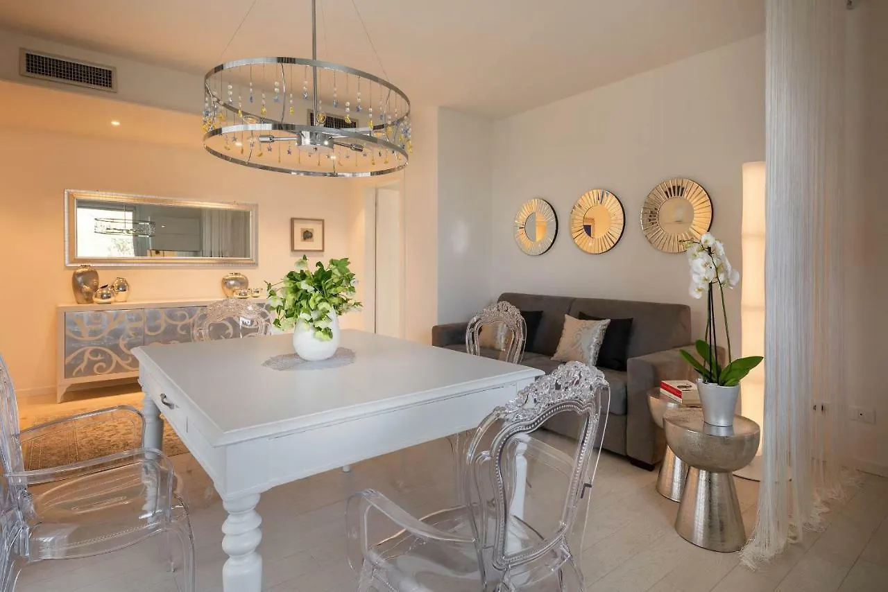 Villa Bianca Luxury Apartments Desenzano del Garda