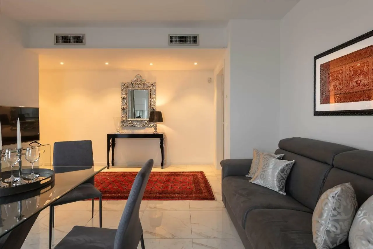 Villa Bianca Luxury Apartments Desenzano del Garda
