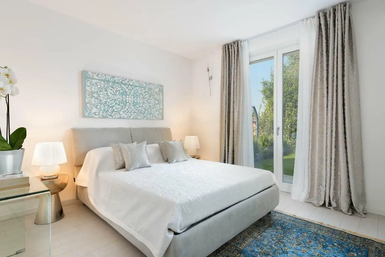 Villa Bianca Luxury Apartments Desenzano del Garda
